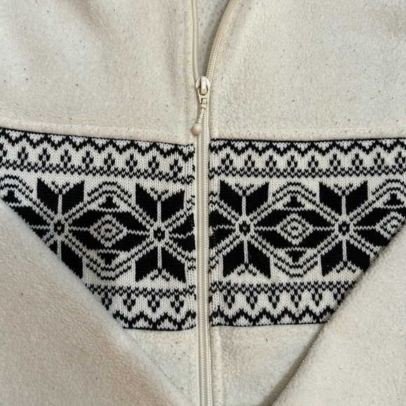 FASHION BUG FLEECE HOODIE - Picture 2 of 8